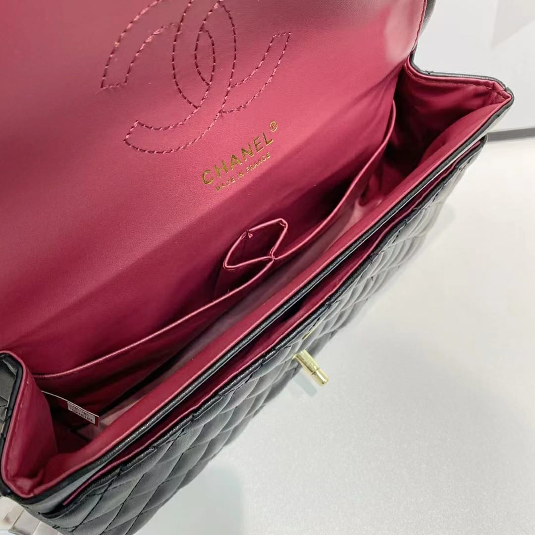 WhatsApp Image 2022-12-27 at 2.15.07 AM Chanel Jumbo Black Colour Sling Bag (With Box)