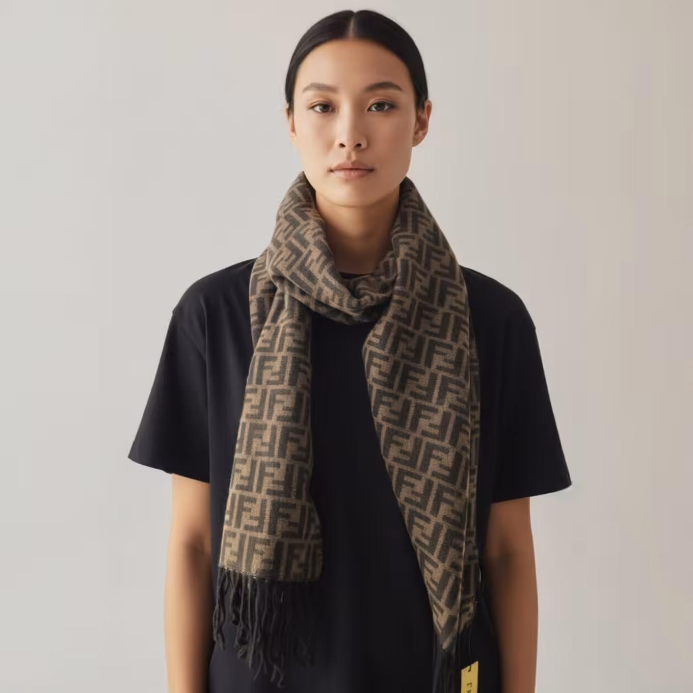 Fendi 100% Woolen Unisex Muffler