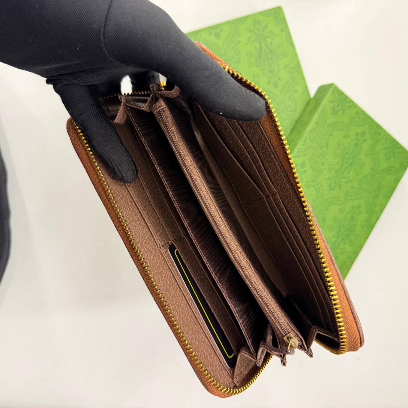 Gucci GG Ophidia Supreme Zipper Premium Wallet