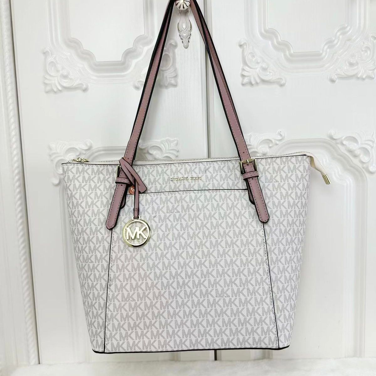 Michael Kors Voyageer Pink Tote Bag