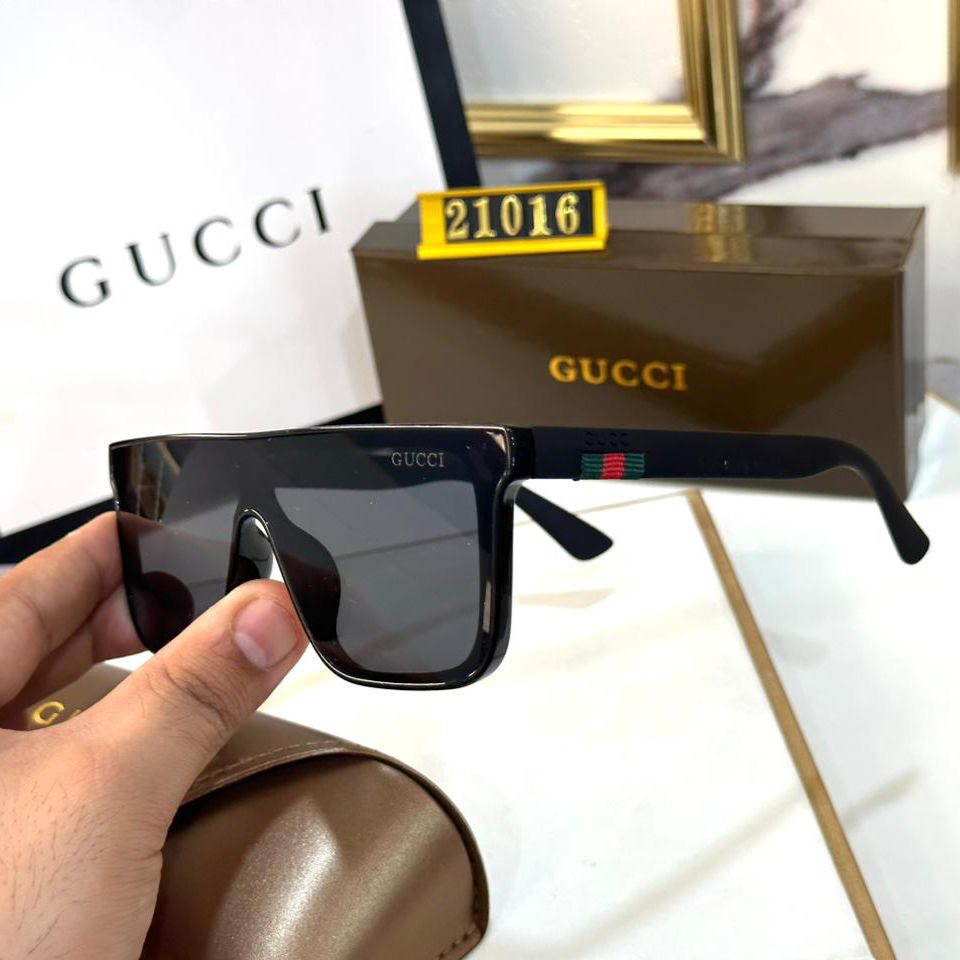 Gucci Wayfarer Men’s Sunglass