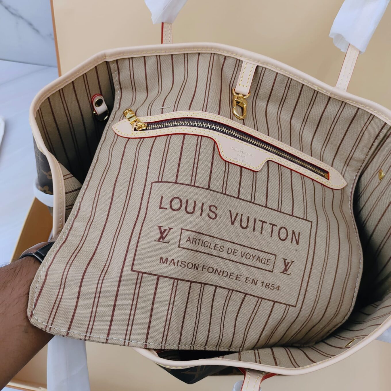WhatsApp Image 2023-10-19 at 15.32.57_70f3b509 Louis Vuitton Neverfull Beige Interior Premium Tote Bag (With Double Box)