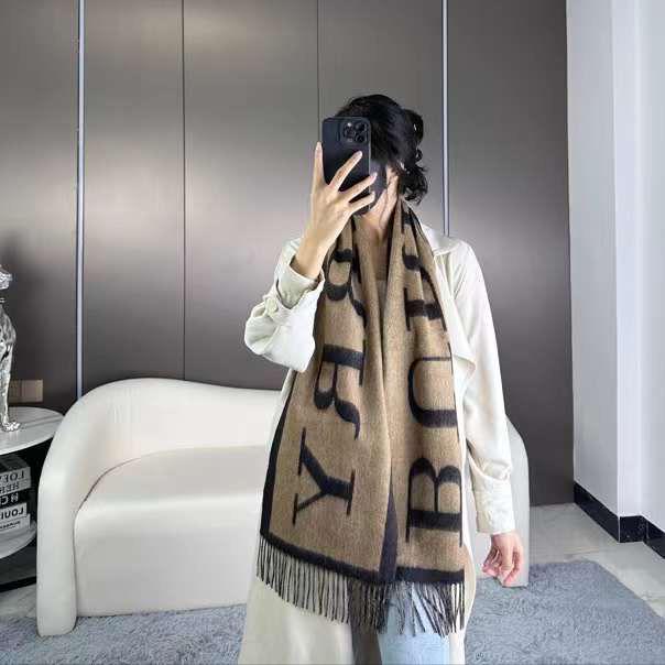 WhatsApp Image 2023-12-29 at 11.03.12_882a2383 Burberry Khaki Warm Unisex Muffler