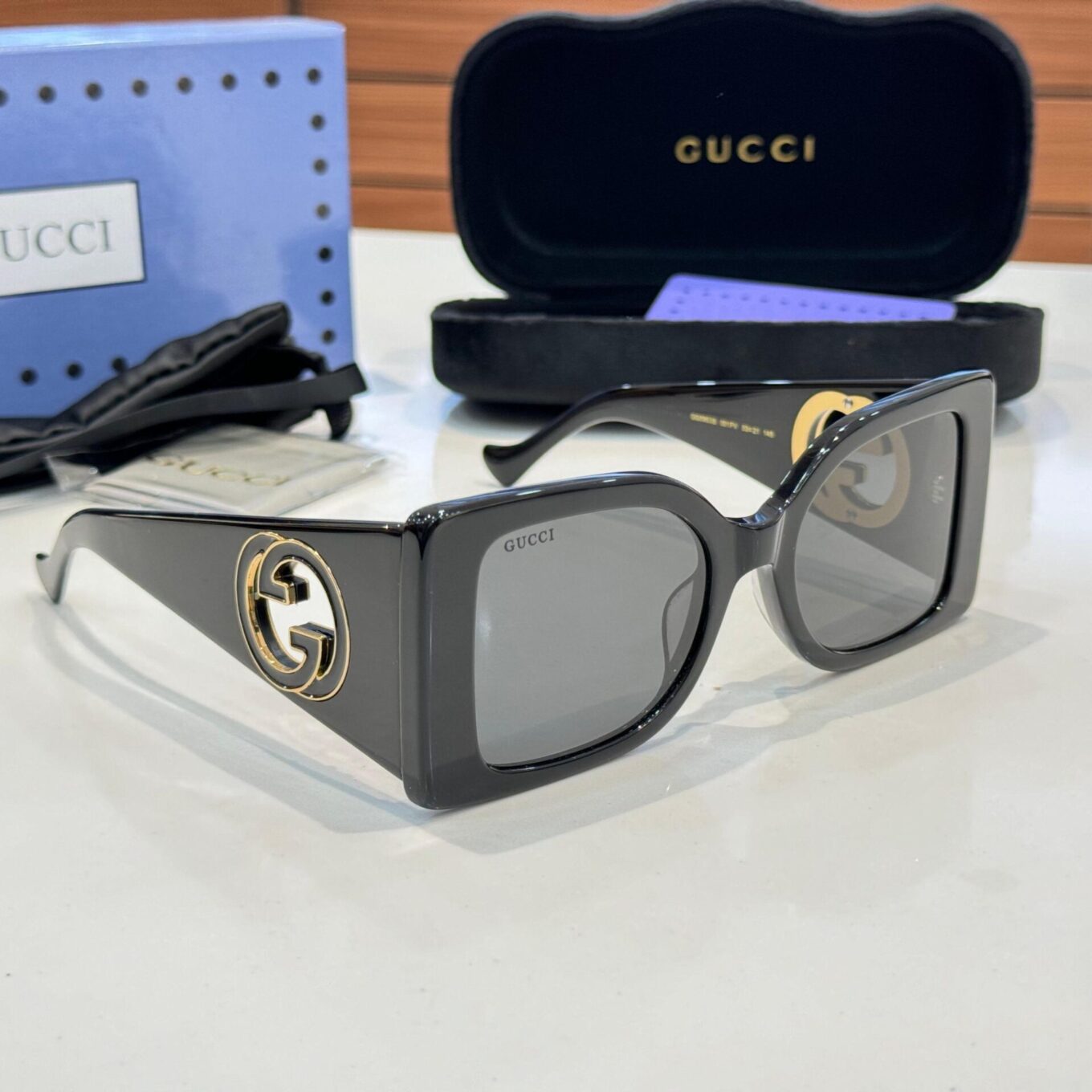 Gucci Women Premium Sunglass