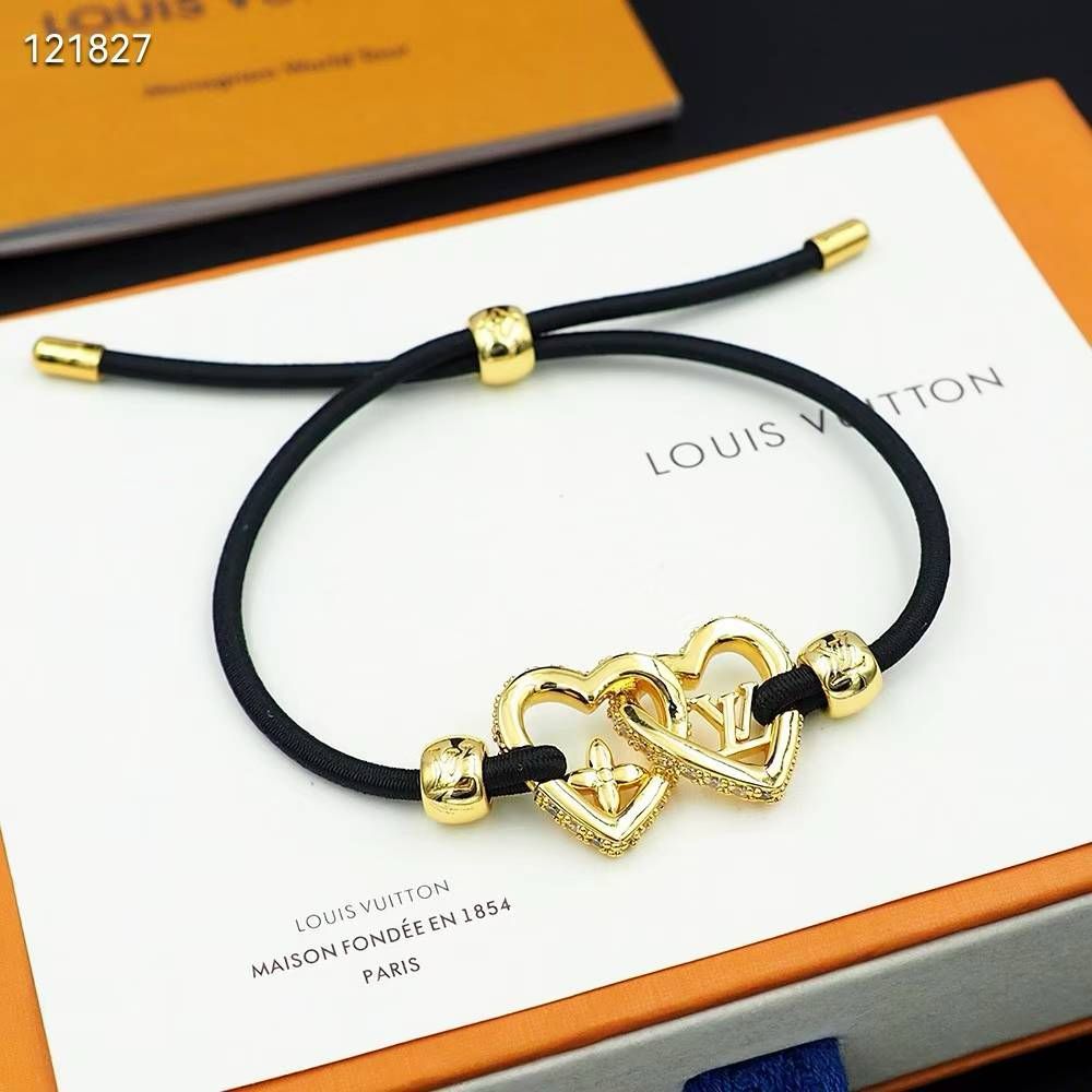 WhatsApp Image 2025-03-01 at 10.09.16 AM Louis Vuitton Fall In Love Bracelet