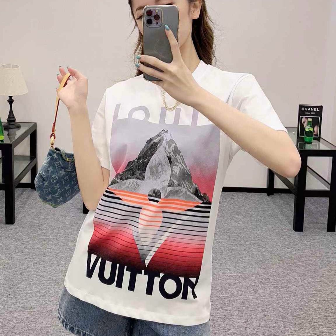 LV Flower Mountain White Oversized T-shirt