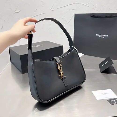 Ysl Black Le 5 A 7 Small Shoulder Bag