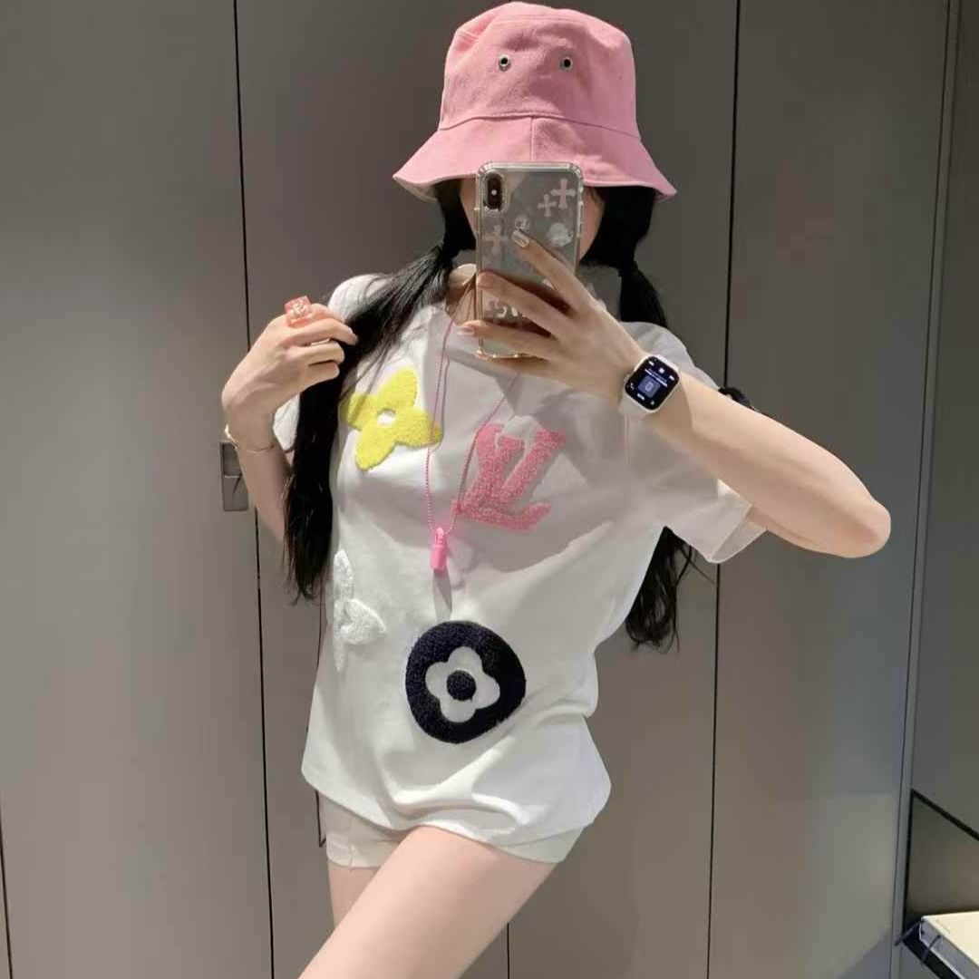 WhatsApp Image 2025-04-04 at 12.41.27 PM Louis Vuitton White T-shirt