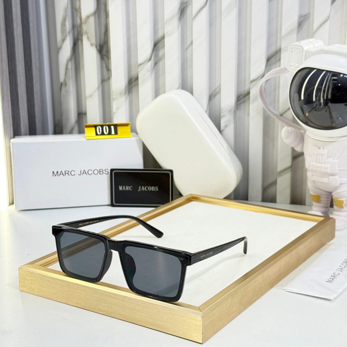 WhatsApp Image 2025-04-11 at 8.56.05 PM Marc Jacobs Wayfarer For Men