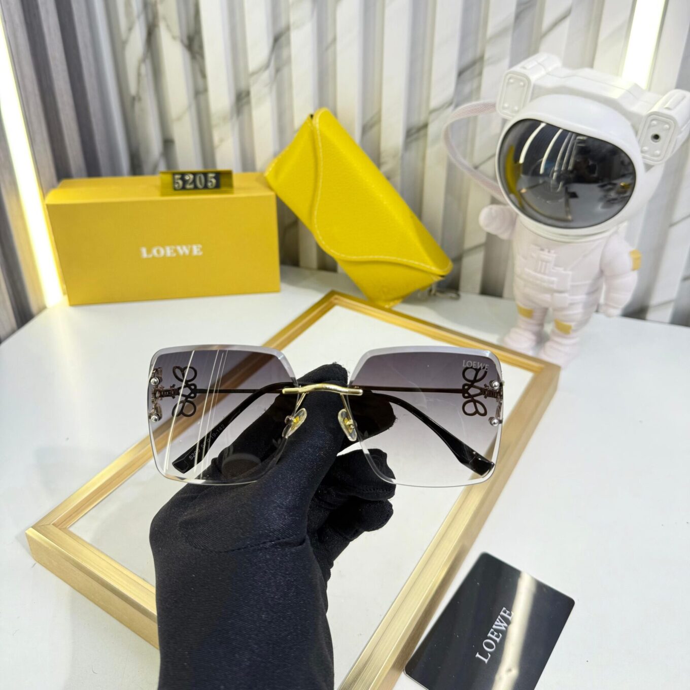Loewe Women Sunglass