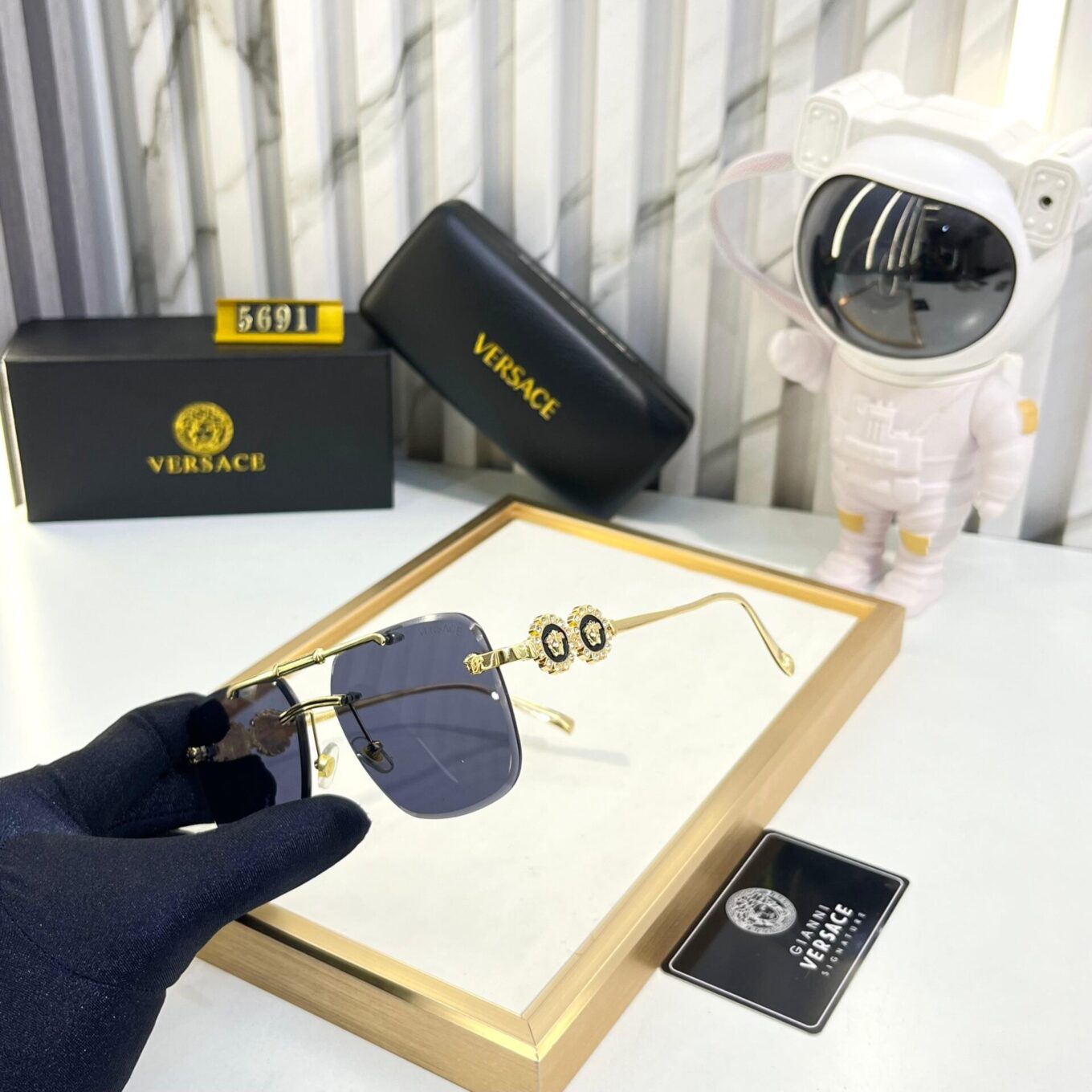 Versace Unisex Sunglass