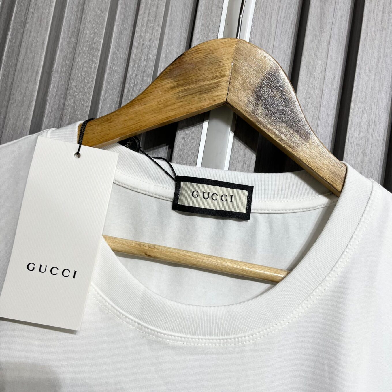 Gucci White Monogram T-shirt For Women