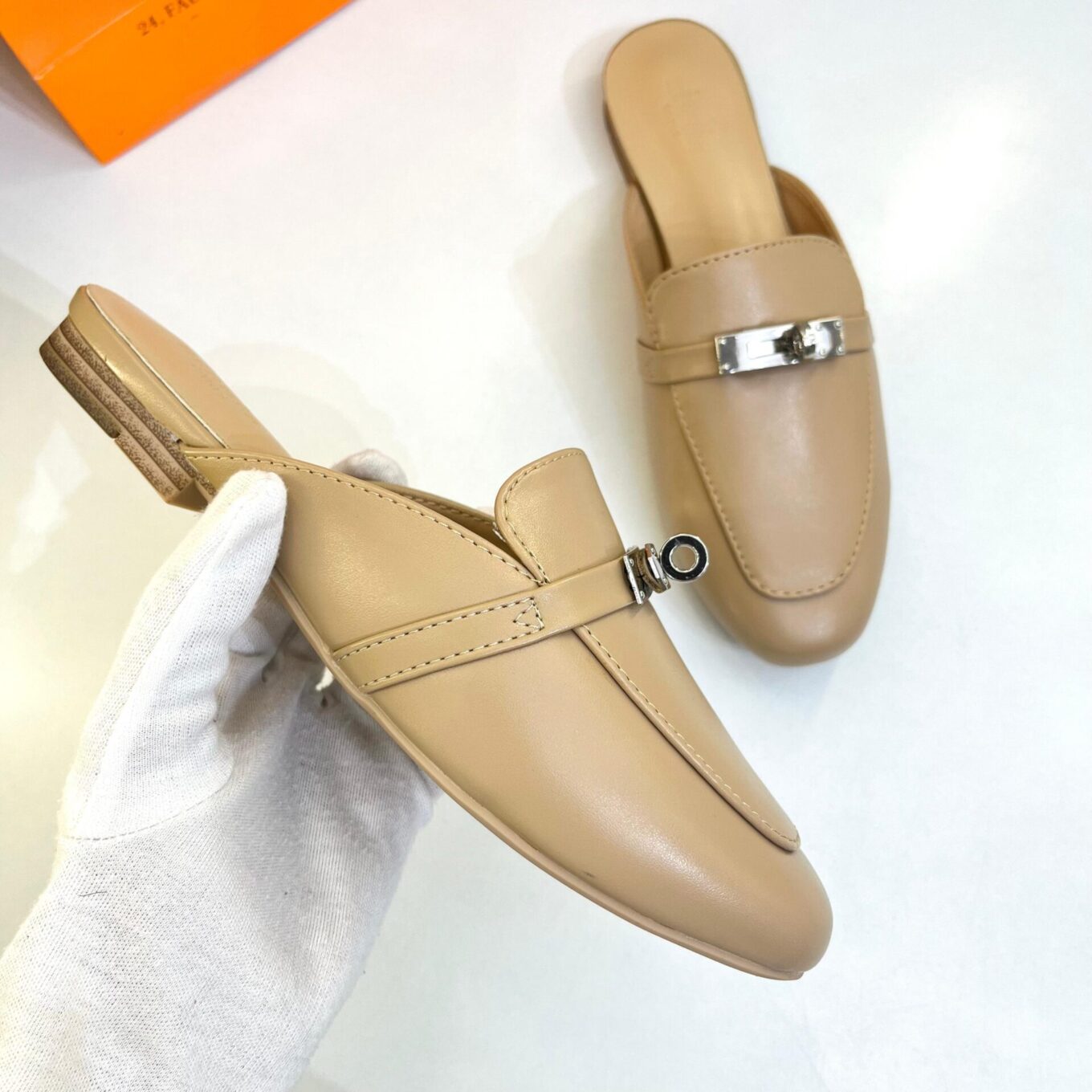 Hermes Beige OG Mules