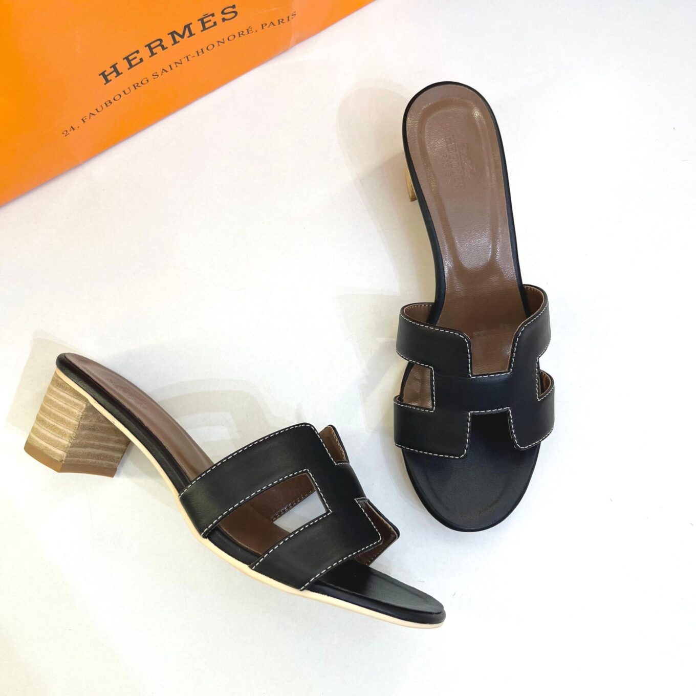 WhatsApp Image 2025-09-06 at 4.59.09 PM (1) Hermes Black Oasis Sandal