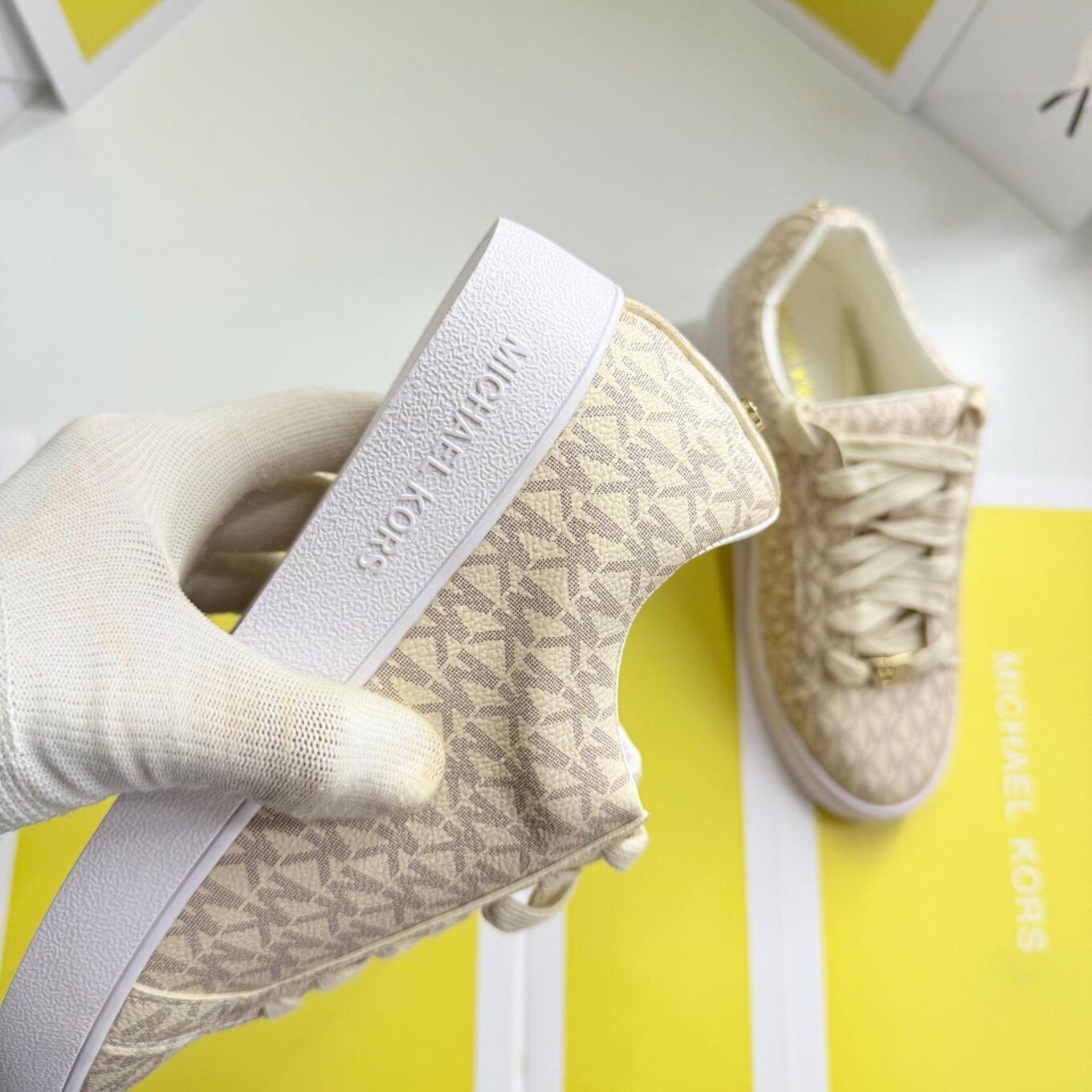 Michael Kors Keaton Logo Beige Color Sneaker