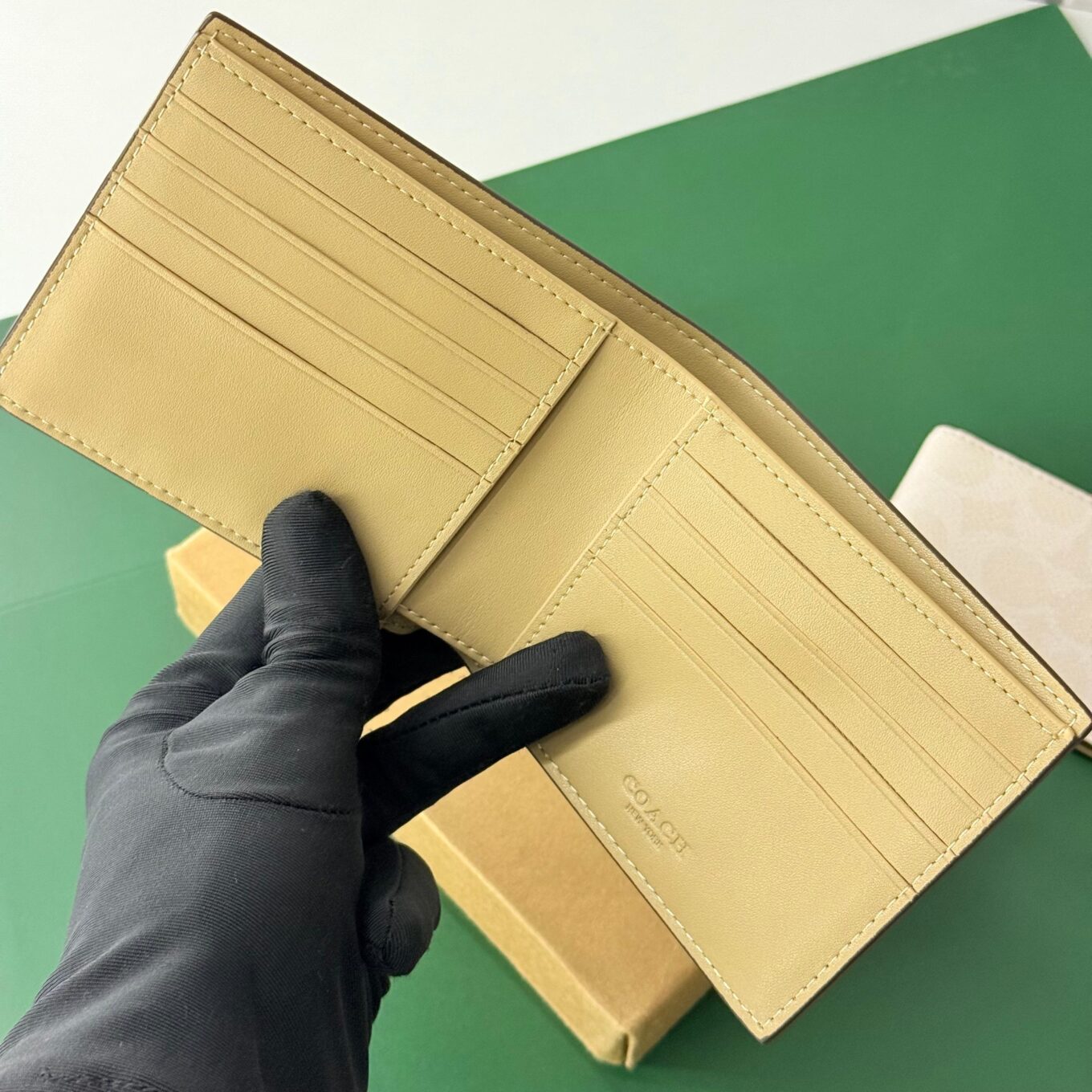 Coach White Canvas Orange Patch Men’s Wallet With Card Holder