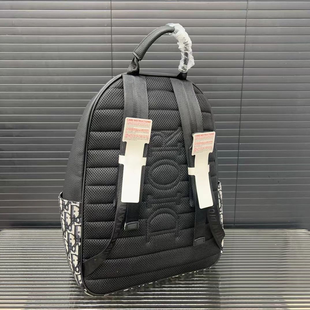 Dior Saddle Zip Oblique Premium Jacquard Backpack