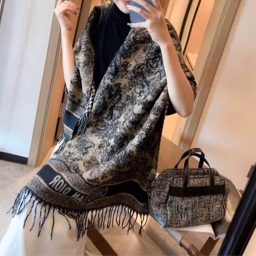 WhatsApp Image 2025-10-30 at 12.48.09 AM Dior Jungle Premium Quaity Unisex Woolen Stole