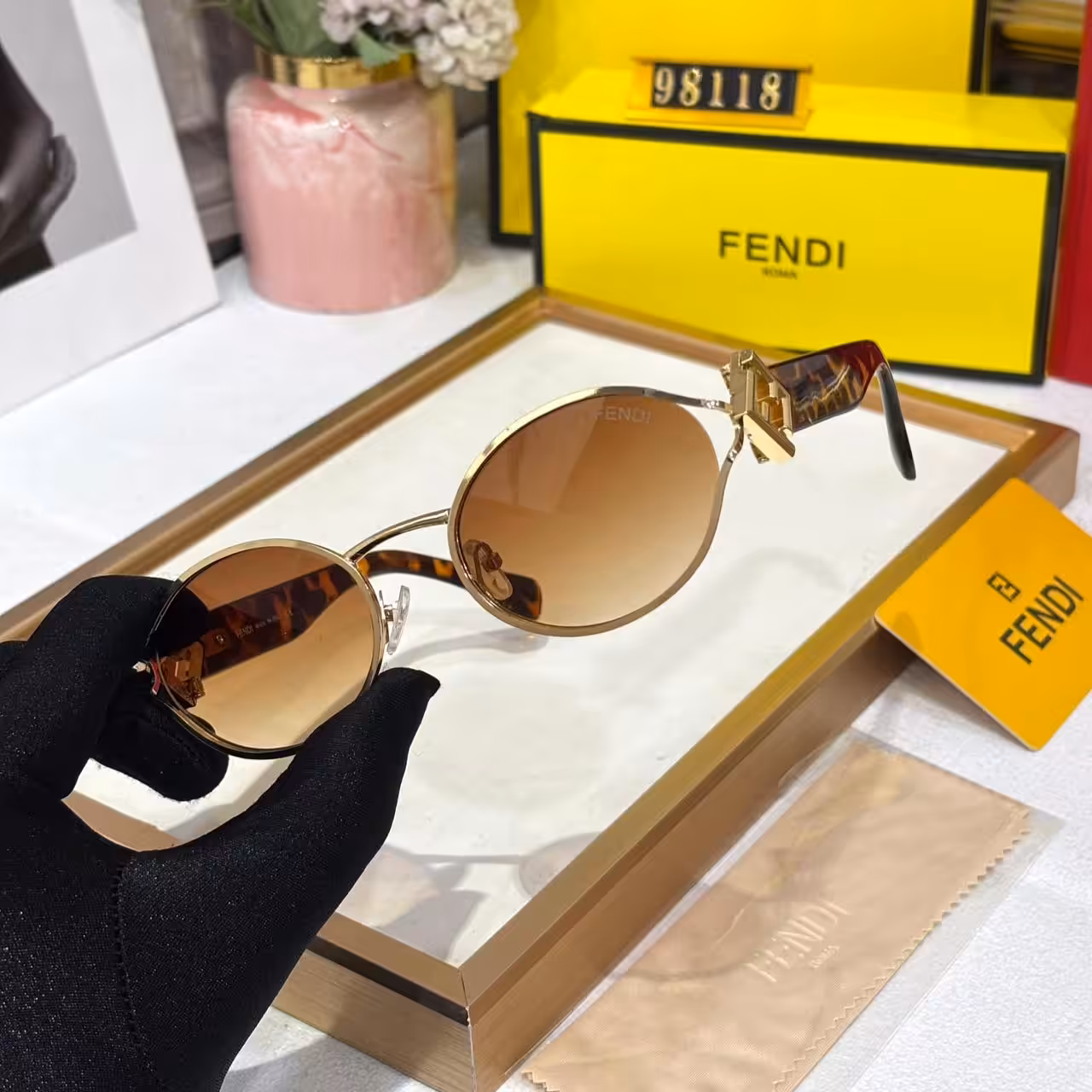 Fendi Oval Brown Tint Unisex Sunglass