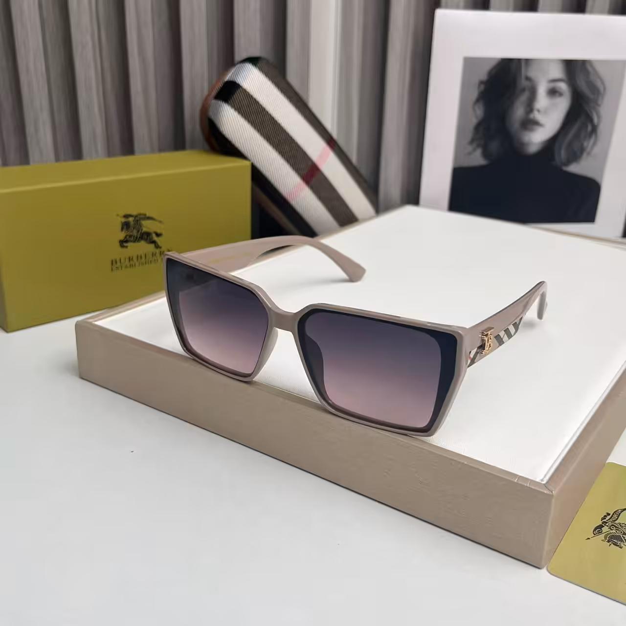 WhatsApp Image 2025-11-13 at 15.12.21 Burberry Square Gradient Sunglasses Nude Beige Frame with Gold Logo and Signature Stripe Arms