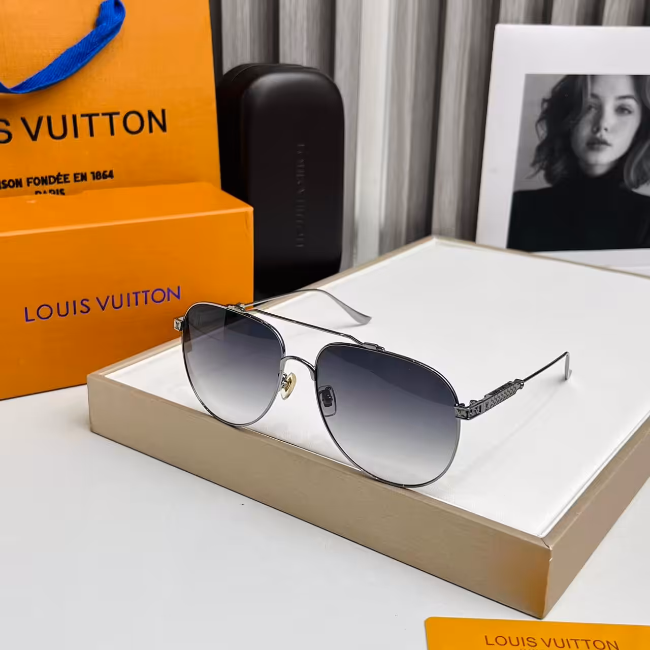 WhatsApp Image 2025-11-20 at 6.10.09 PM Louis Vuitton Silver Aviator Gradient Sunglasses