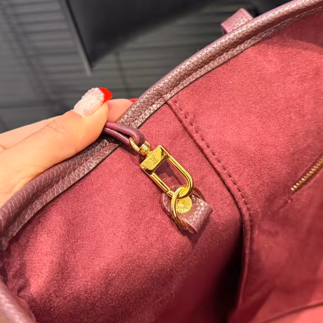 Louis Vuitton Wine Embossed Neverfull MM Tote Bag (With Box )