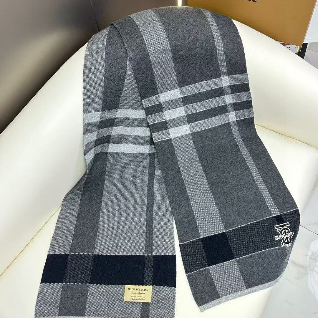 WhatsApp Image 2026-01-09 at 8.56.38 PM Burberry TB Check Grey Unisex Muffler
